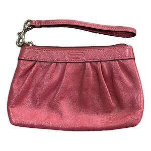 COACH DESIGNER Pink poppy patent leather clutch wristlet